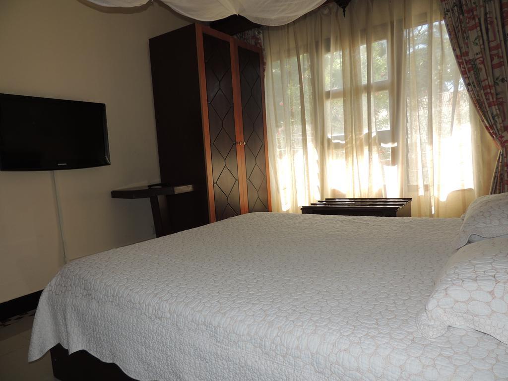 New Dodoma Hotel Zimmer foto